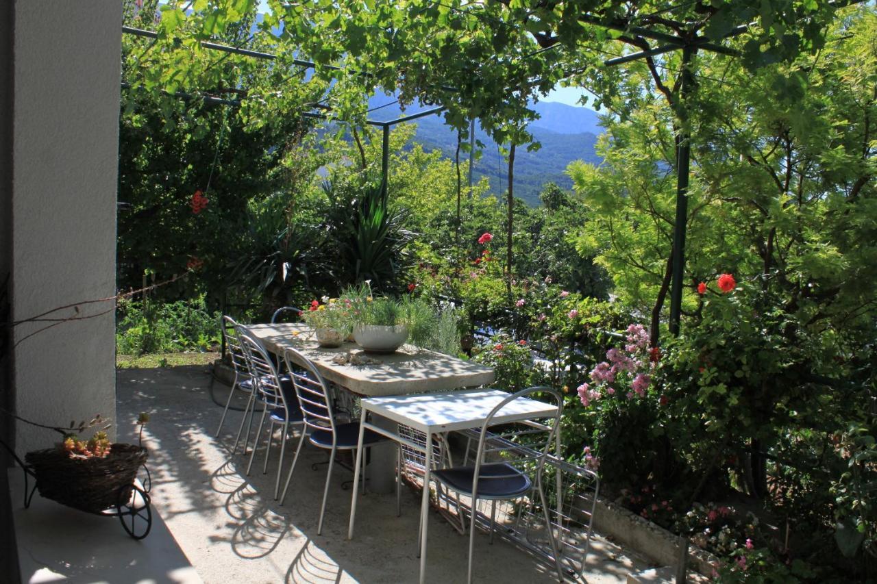 Apartments And Rooms With Parking Space Tucepi, Makarska - 6901 Екстериор снимка