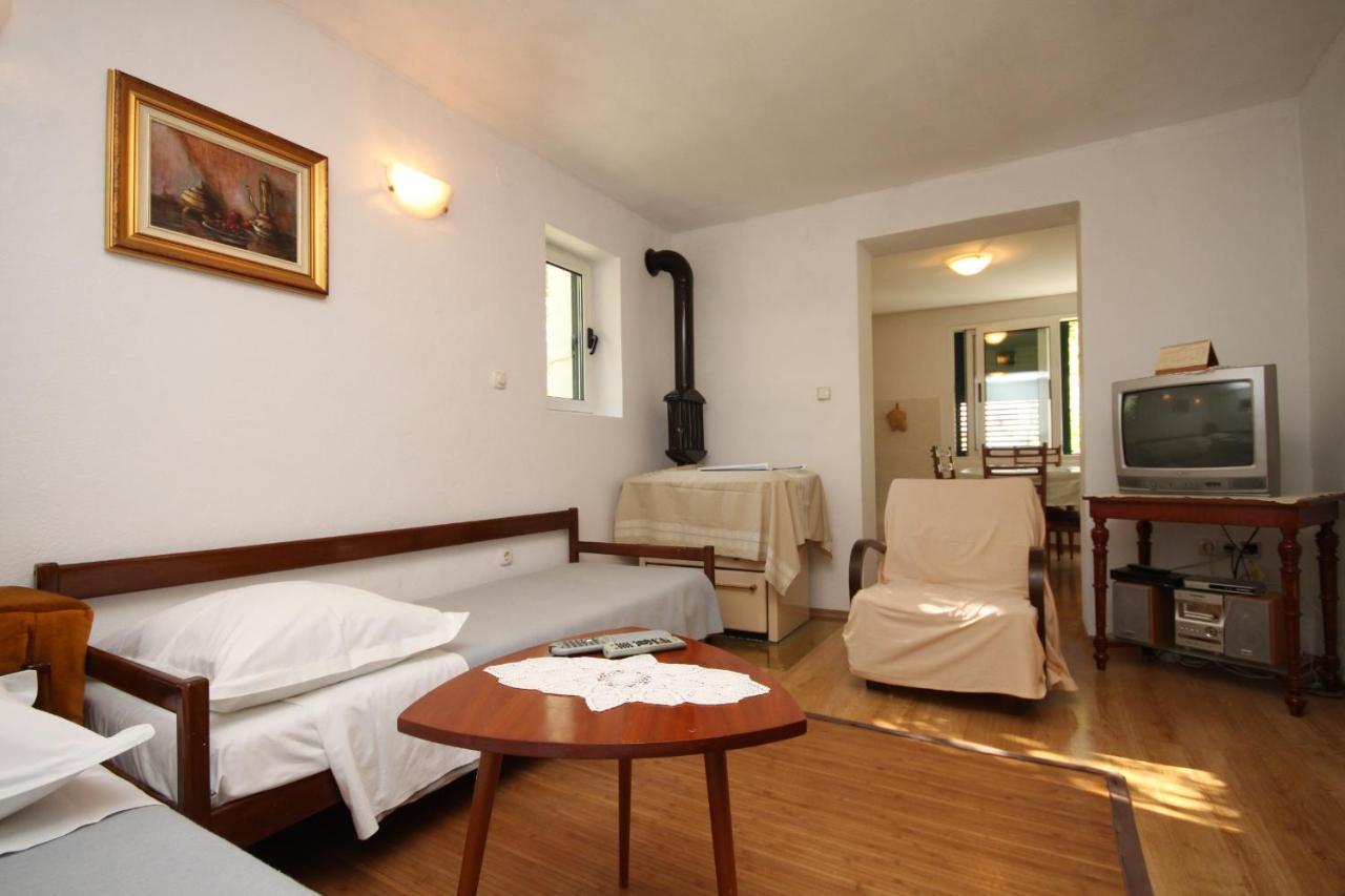 Apartments And Rooms With Parking Space Tucepi, Makarska - 6901 Екстериор снимка