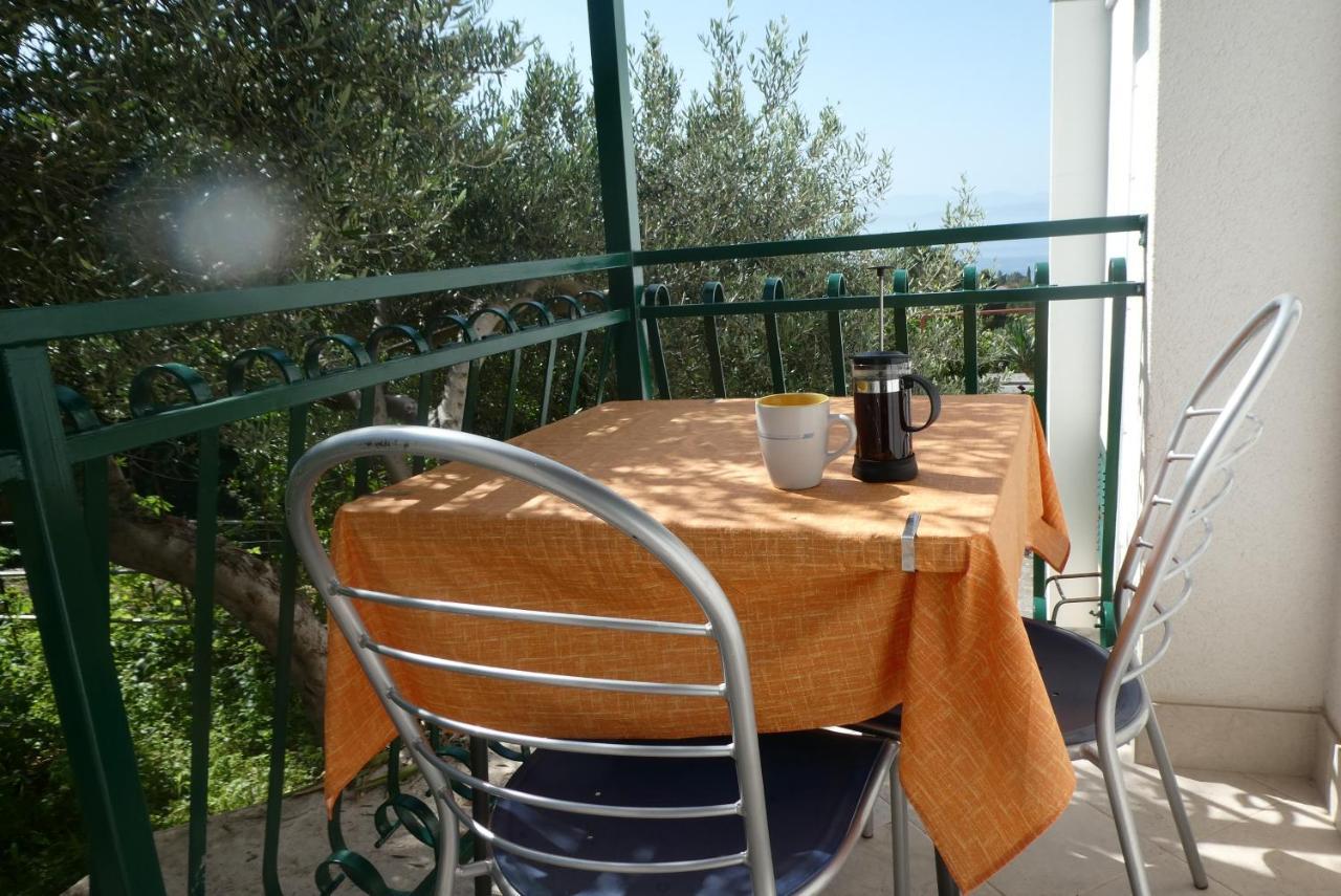Apartments And Rooms With Parking Space Tucepi, Makarska - 6901 Екстериор снимка