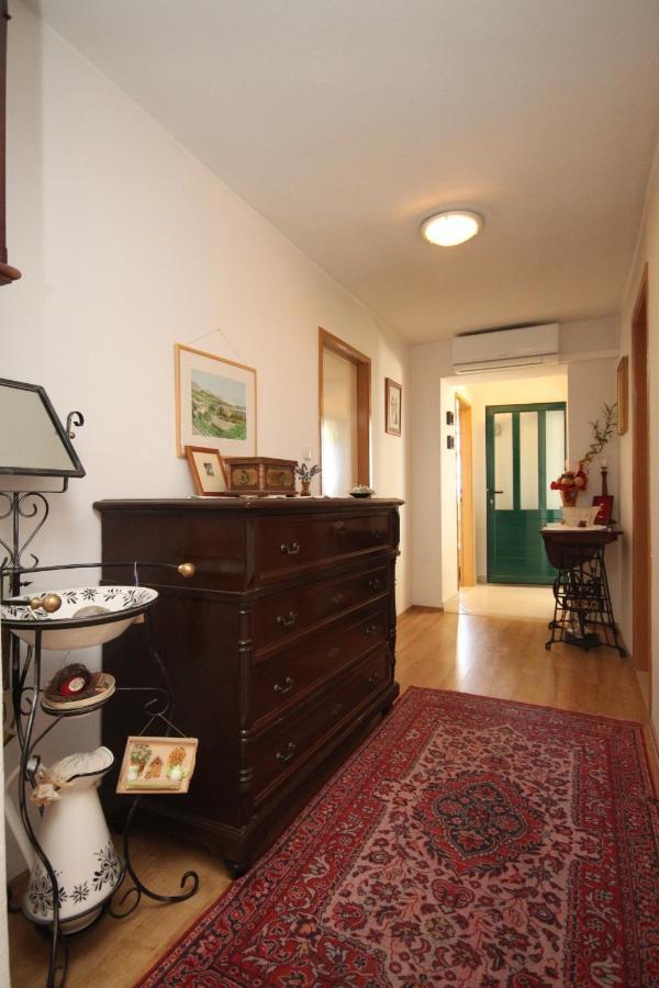 Apartments And Rooms With Parking Space Tucepi, Makarska - 6901 Екстериор снимка