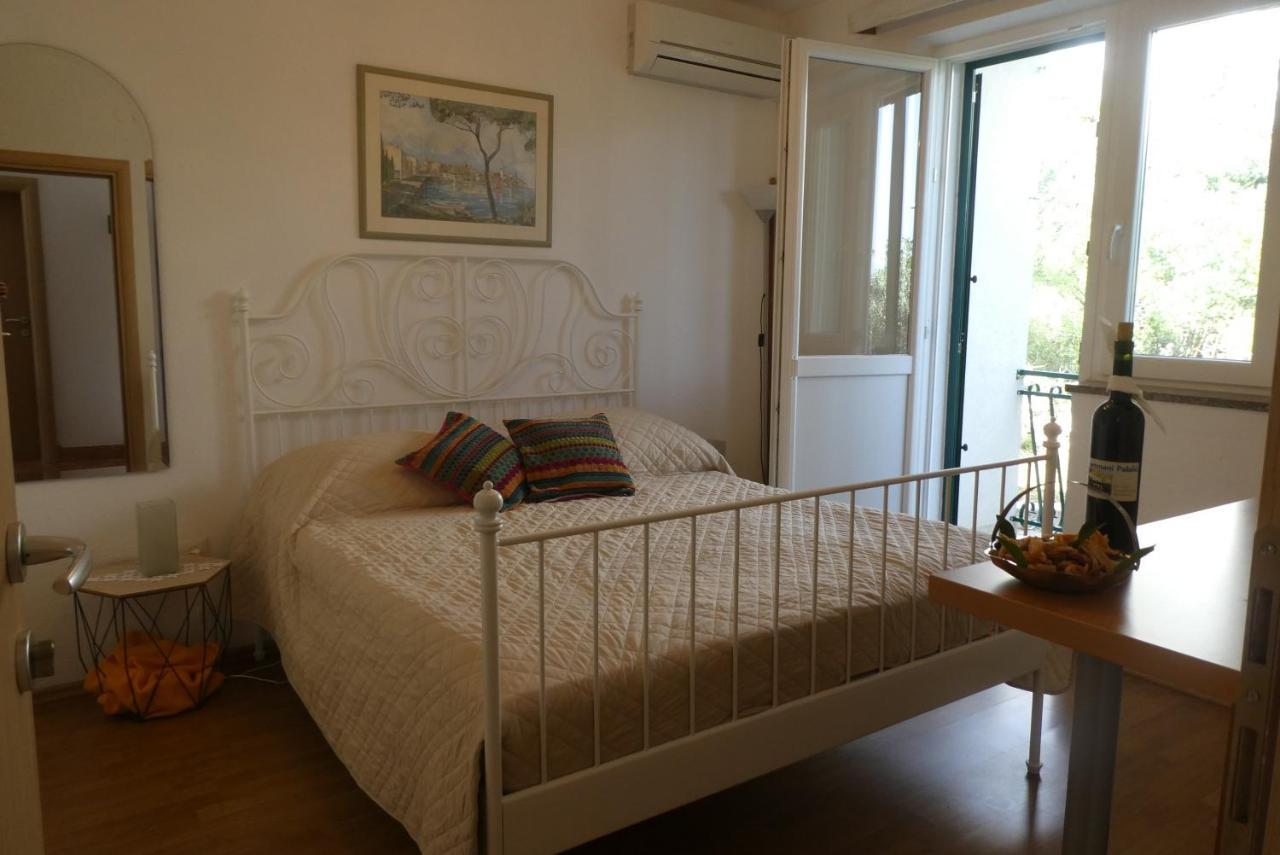 Apartments And Rooms With Parking Space Tucepi, Makarska - 6901 Екстериор снимка