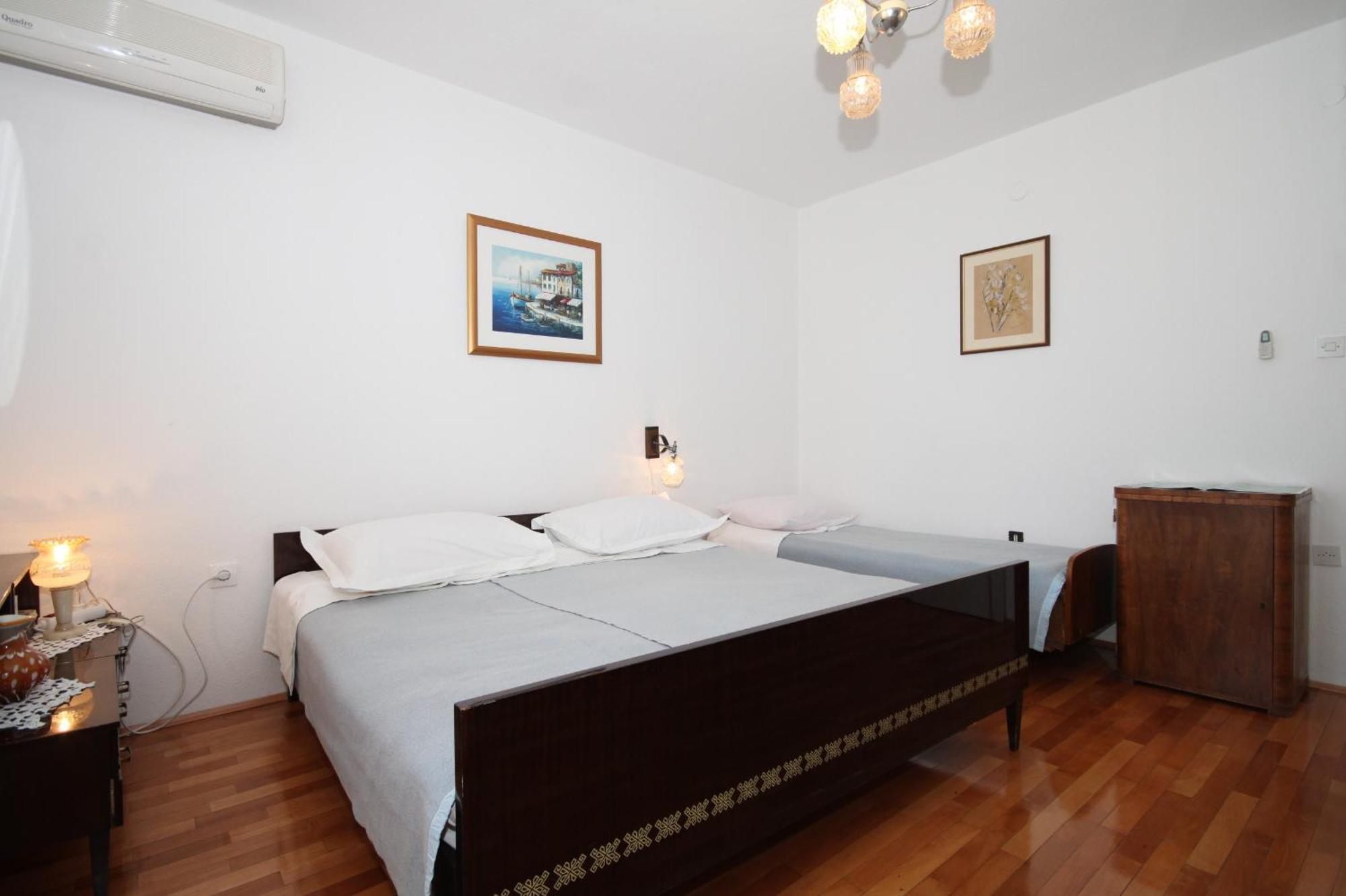 Apartments And Rooms With Parking Space Tucepi, Makarska - 6901 Стая снимка